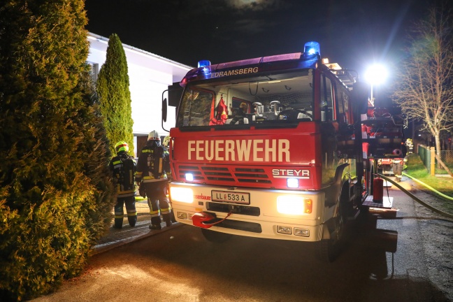 Drei Feuerwehren bei Kellerbrand in Wilhering im Einsatz