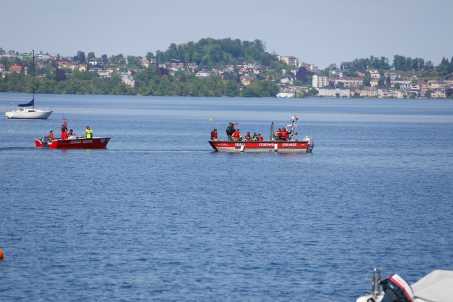 Suchaktion nach Vermisstem nach Bootsunfall am Traunsee fortgesetzt