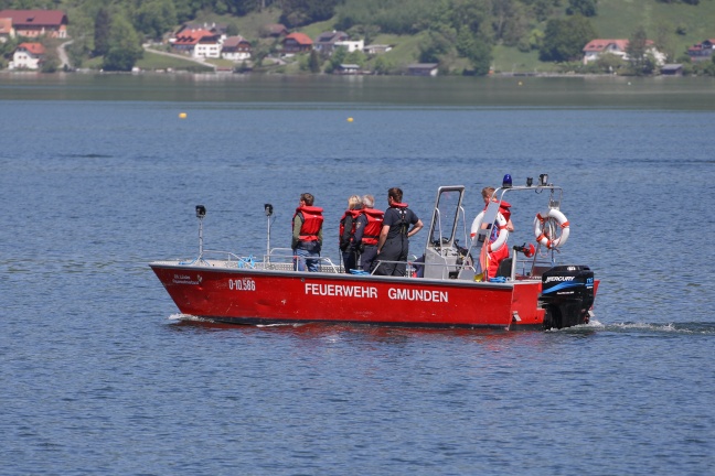 Suchaktion nach Vermisstem nach Bootsunfall am Traunsee fortgesetzt