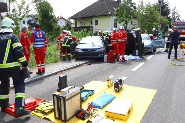 Vielfältige Einsatzübung forderte Einsatzkräfte in Vorchdorf