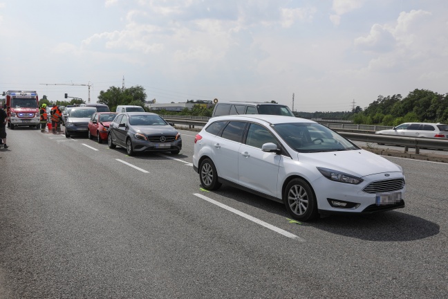 Verkehrsunfall mit fünf beteiligten Fahrzeugen in Marchtrenk