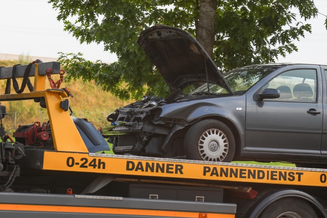 Verkehrsunfall in Aistersheim fordert eine Leichtverletzte