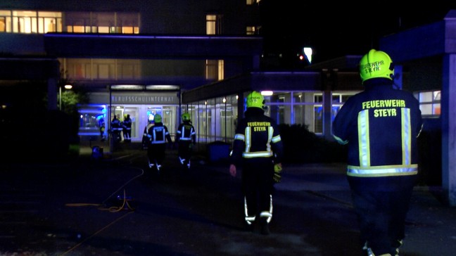 Berufsschule und Internat in Steyr nach Gasgeruch evakuiert