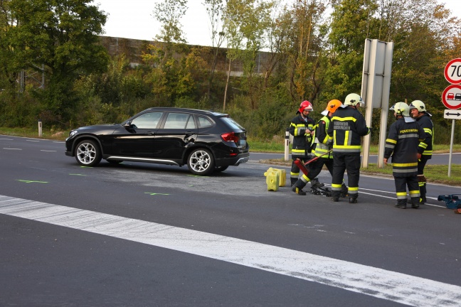 Kollision zweier Autos in Weißkirchen an der Traun endet glimpflich