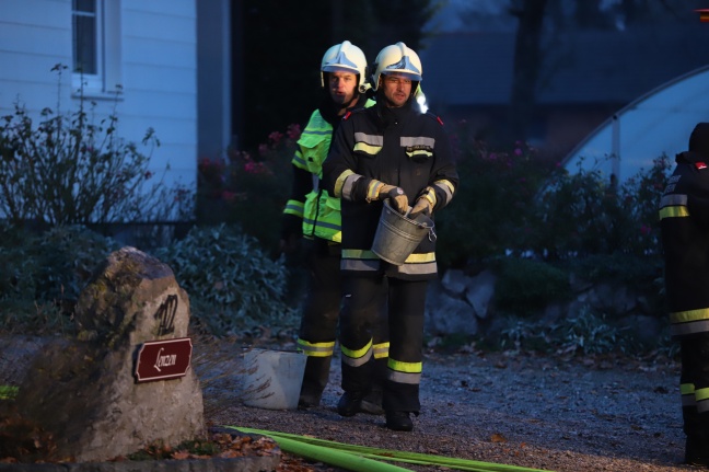 Sechs Feuerwehren bei Brand im Heizraum eines Hauses in Pettenbach im Einsatz