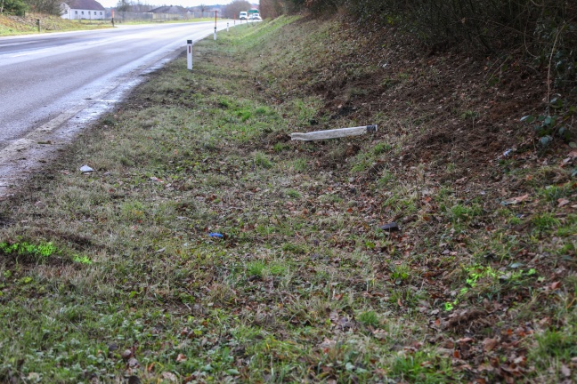 Beifahrer (51) bei Verkehrsunfall auf Innviertler Straße in Andorf tödlich verletzt