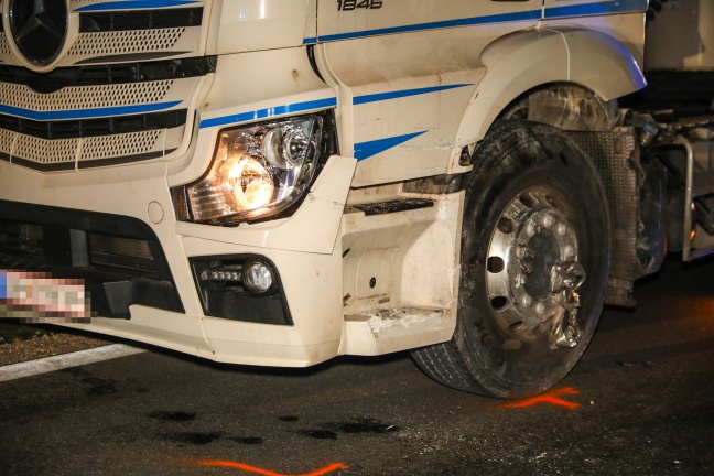 Sechs teils Schwerverletzte bei Verkehrsunfall auf Steyrtal Straße in Waldneukirchen