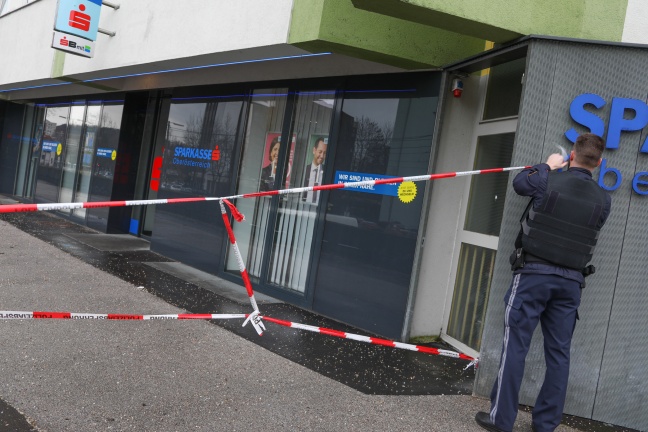 Überfall auf Bankfiliale in Linz-St. Magdalena