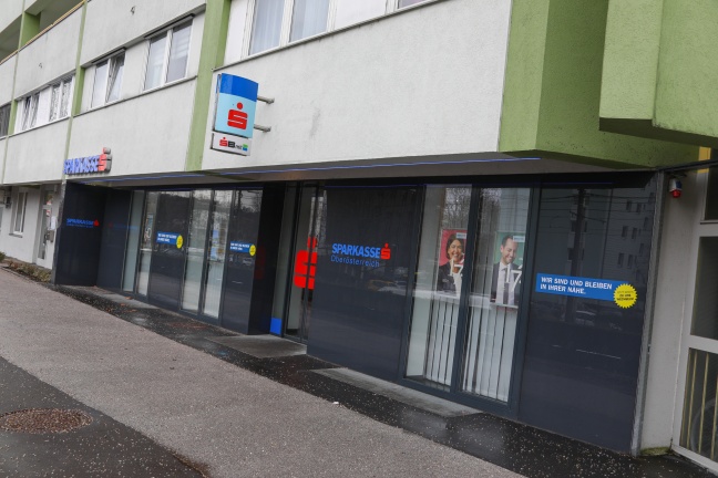 Überfall auf Bankfiliale in Linz-St. Magdalena