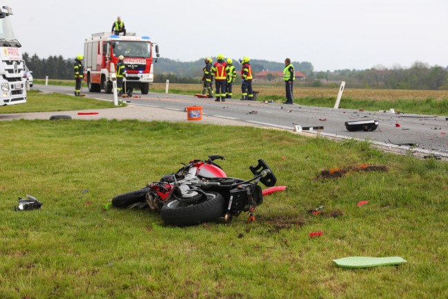 Polizei sucht nach tödlichem Motorradunfall in Rohr im Kremstal wichtige Unfallzeugen