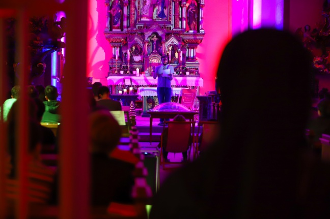 "Lange Nacht der Kirchen" präsentierte sich mit buntem Programm und "genialen Beats"
