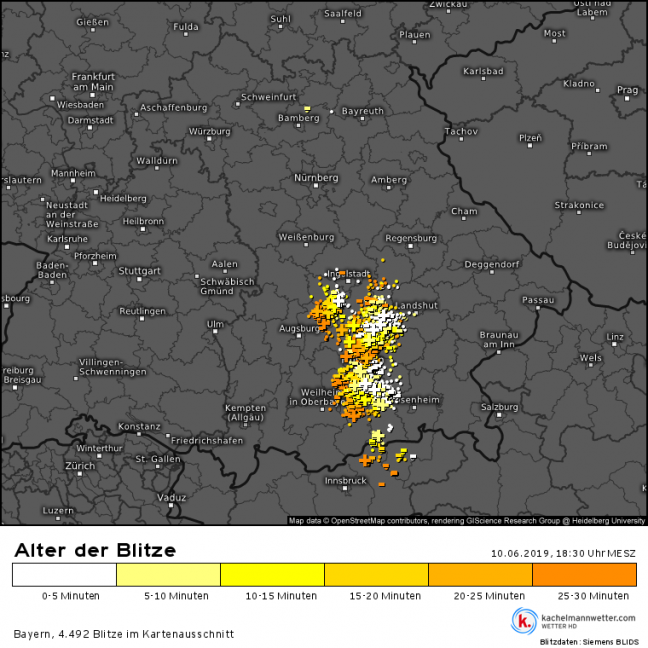 Heftiges Gewitter über München sorgt für Hochbetrieb am Blue Danube Airport in Hörsching