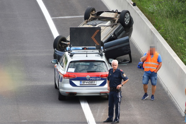 Schwerer Verkehrsunfall auf Pyhrnautobahn bei Micheldorf in Oberösterreich