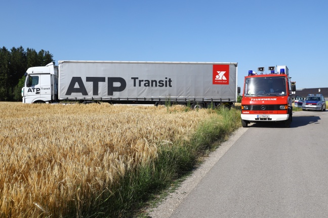 LKW-Sattelzug fuhr mit beschädigtem Dieseltank nach Unfall in Italien bis nach Sattledt