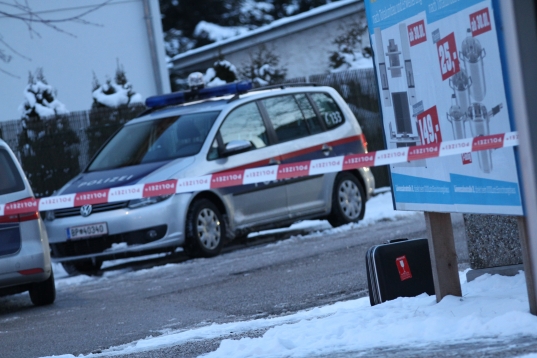 Sprengstoffalarm durch unbeaufsichtigten Koffer im Welser Stadtteil Noitzmühle