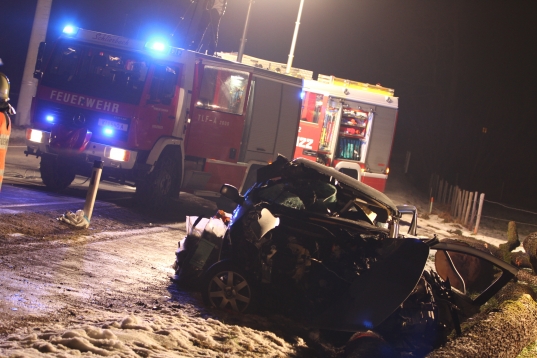 Schwerer Verkehrsunfall in Schlierbach fordert zwei Tote
