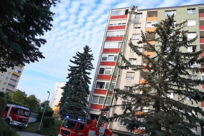 Kochgut in einer Wohnung in Wels-Vogelweide angebrannt - "Koch" selbst bemerkte Brandgeruch nicht