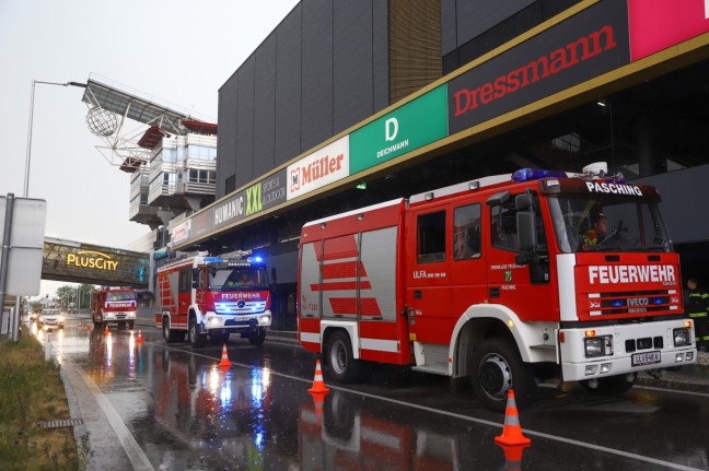 Sachbeschädigung geklärt: Zwei Jugendliche nach Brand in Pasching als Brandstifter ausgeforscht