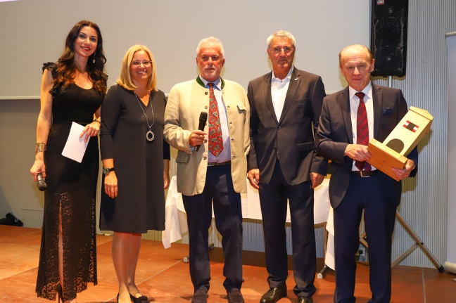Verleihung der "Lederer Awards" in verschiedenen Sparten an verdiente Welser Persönlichkeiten