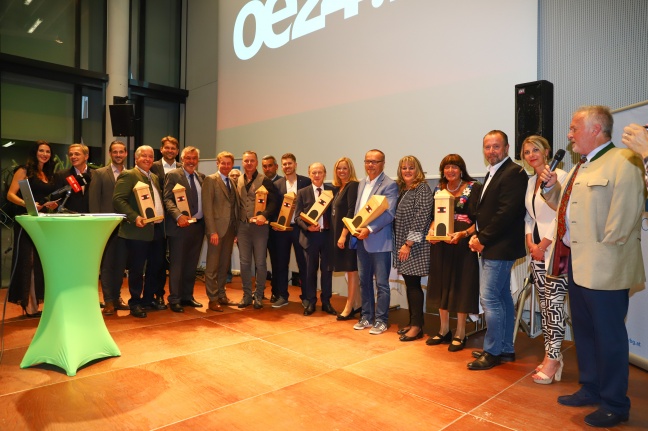 Verleihung der "Lederer Awards" in verschiedenen Sparten an verdiente Welser Persönlichkeiten