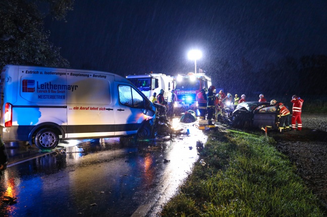 Tödlicher Verkehrsunfall auf Innviertler Straße bei Krenglbach