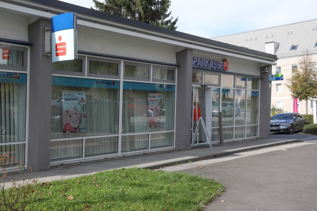 Einbruch in einen Bankomat im Foyer einer Bankfiliale in Linz- Bindermichl-Keferfeld gescheitert