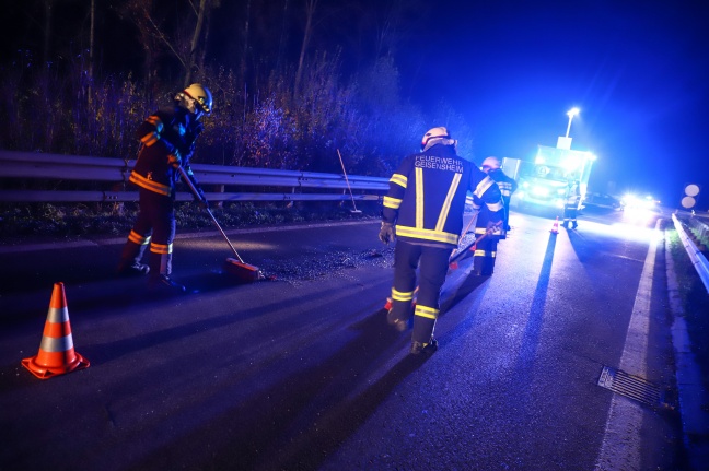 Heftiger Auffahrunfall in Pichl bei Wels endet mit schwerem Sachschaden