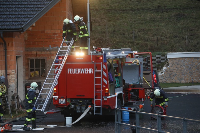 Brand einer größeren Gartenhütte in Steinbach am Ziehberg