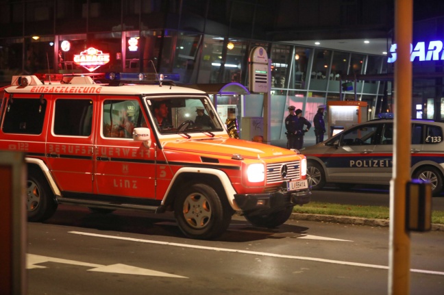 Dis­ko­thek in Linz-Bulgariplatz nach Bombendrohung evakuiert
