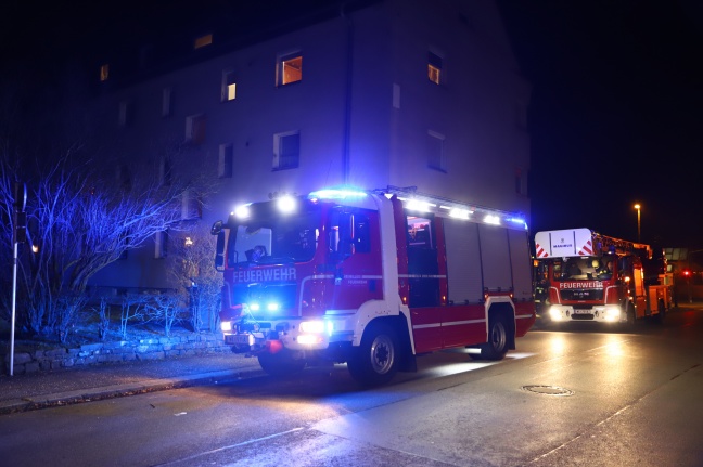 Rasche Entwarnung nach Alarm eines CO-Warnmelders in einer Wohnung in Wels-Neustadt