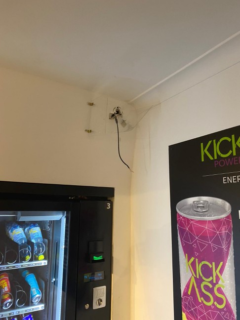 Hoher Schaden nach nächtlichem Vandalismusakt in einer "Snack Lounge" in Ried im Innkreis