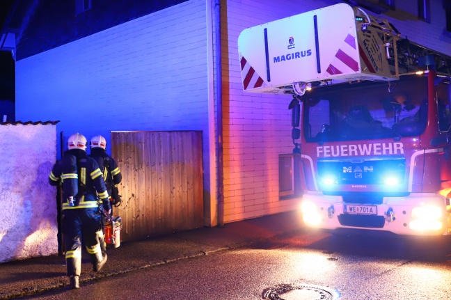 Schnelle Entwarnung nach gemeldetem Brandverdacht in Wels-Neustadt