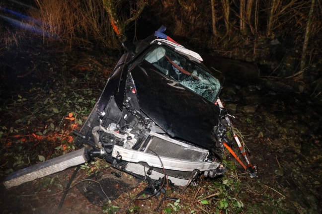 Tödlicher Frontalcrash auf der Nibelungenstraße bei St. Agatha