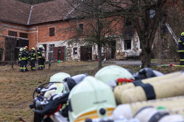 Ein Toter bei Brand in einem Bauernsacherl in Alberndorf in der Riedmark