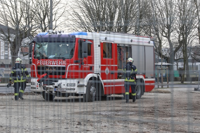 Gasaustritt: Bagger beschädigt bei Abrissarbeiten in Wels-Innenstadt Gasleitung