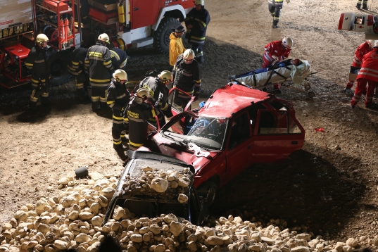 Spannende 12-Stunden-Übung des Roten Kreuzes in Lambach