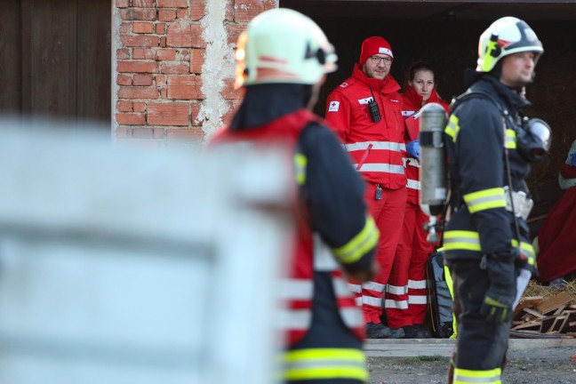 Drei Feuerwehren bei Zimmerbrand in einem Bauernhof in Wartberg an der Krems im Einsatz