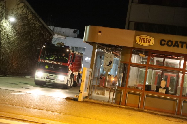 Sechs Verletzte: Brand in einer Produktionsanlage bei Unternehmen in Wels-Pernau