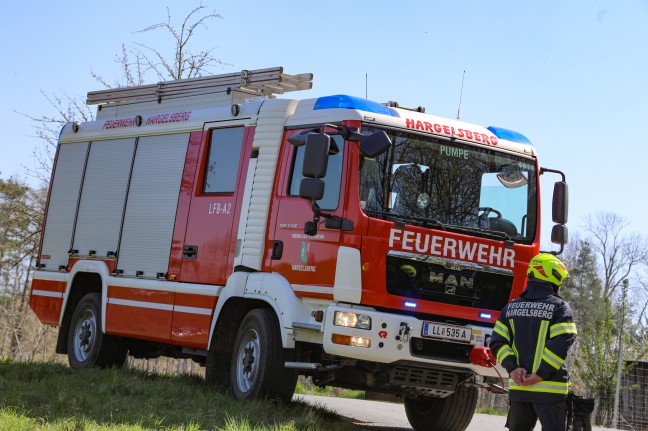 Brand im Hackschnitzellager eines landwirtschaftlichen Gebäudes in Hargelsberg