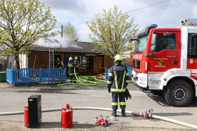 Brand einer Imbisshütte in Gunskirchen - Drei Feuerwehren im Einsatz