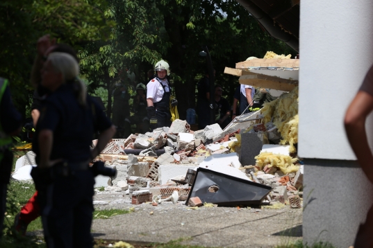 Explosion eines Einfamilienhauses in Kematen an der Krems forderte ein Todesopfer