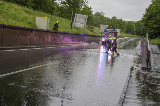 Gewitter sorgt für mehrere Einsätze der Feuerwehren in Oberösterreich