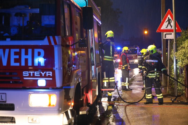 Vier Feuerwehren bei Brand in Ansfelden im Einsatz