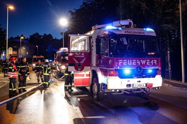 Großeinsatz für die Feuerwehren bei Wohnhausbrand in Linz-Pöstlingberg