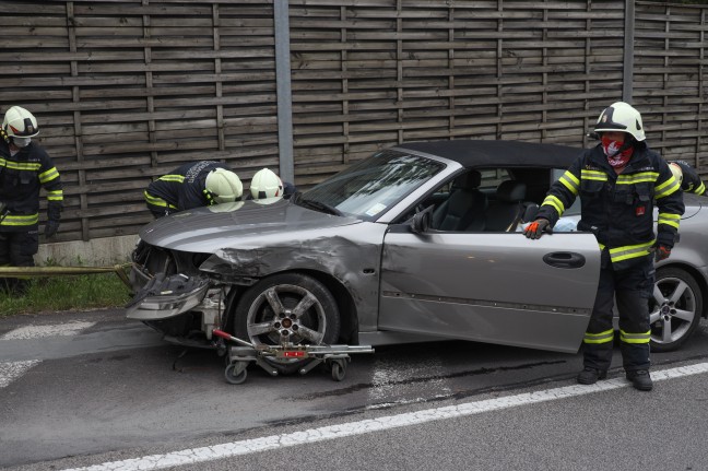 Heftige Kollision zweier Fahrzeuge auf der Salzkammergutstrae in Gmunden endet glimpflich
