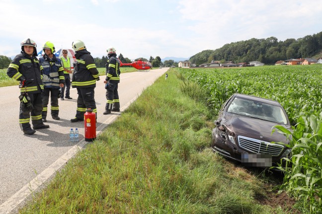 Schwerer Verkehrsunfall in Bad Wimsbach-Neydharting fordert zwei Verletzte