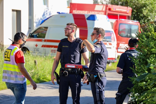 Person bei Sucheinsatz mit Booten und Tauchern in Gmunden tot im Traunsee aufgefunden