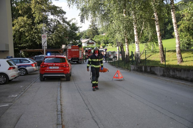 Personenrettung: Mann nach Sturz aus verbautem Bachbett in Kirchdorf an der Krems gerettet
