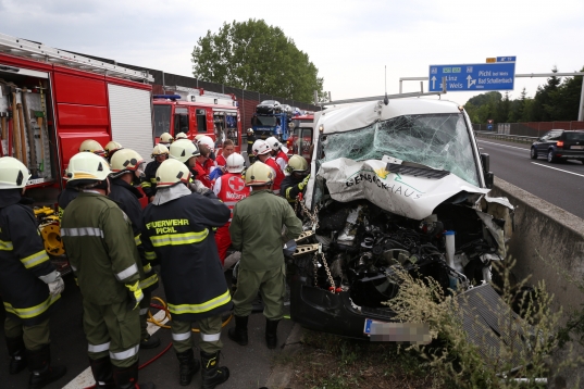 Schwerer Verkehrsunfall auf der Innkreisautobahn in Pichl bei Wels