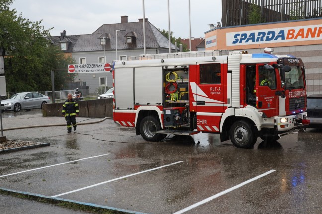 Heftiges Gewitter mit Starkregen sorgt für zahlreiche Einsätze der Feuerwehren in Oberösterreich